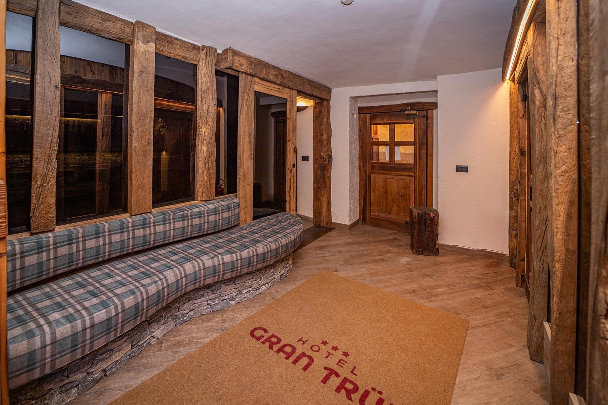 Hotel Gran Trun Oulx Εξωτερικό φωτογραφία